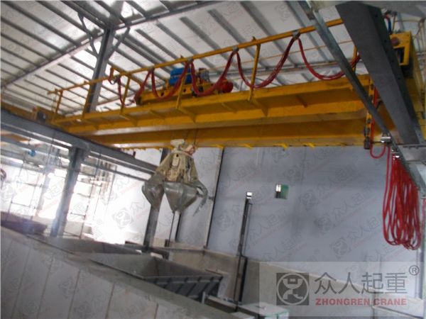 垃圾抓斗起重机